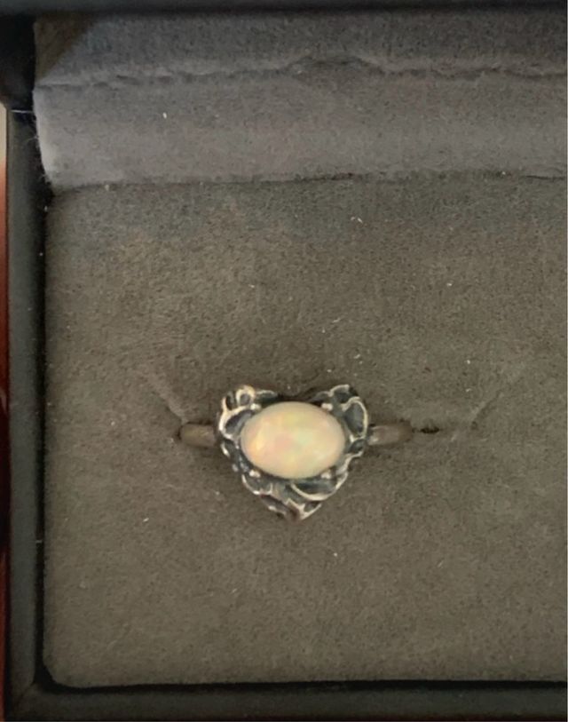Anillo Plata Corazón Ópalo Natural