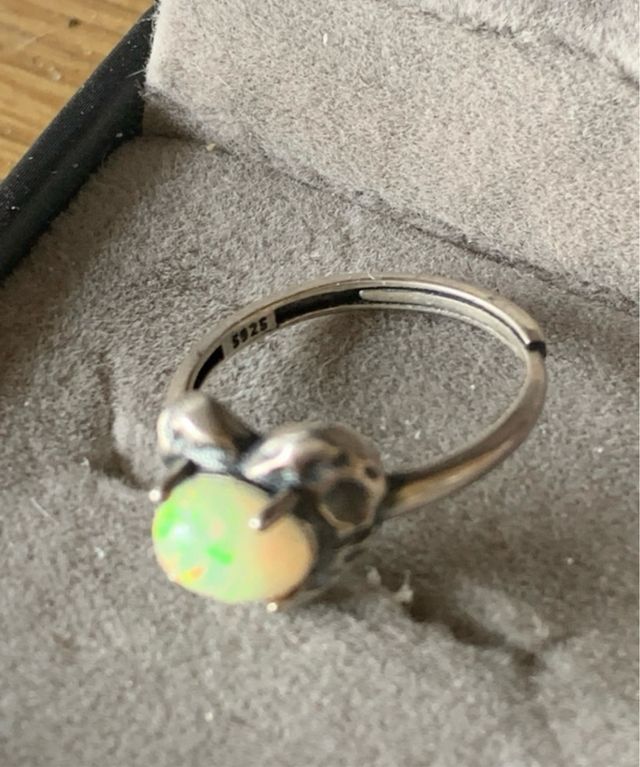 Anillo Plata Corazón Ópalo Natural
