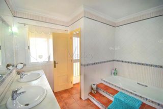 Chalet en venta en San Enrique-Guadiaro-Pueblo Nuevo en San Roque