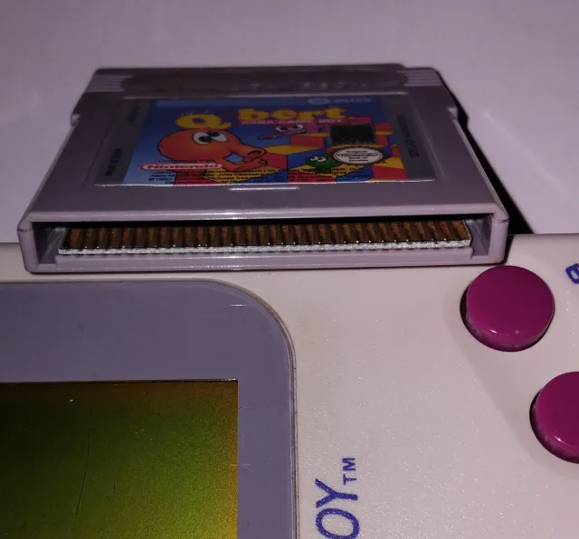 Videojuego Q*bert para Game Boy (Nintendo)
