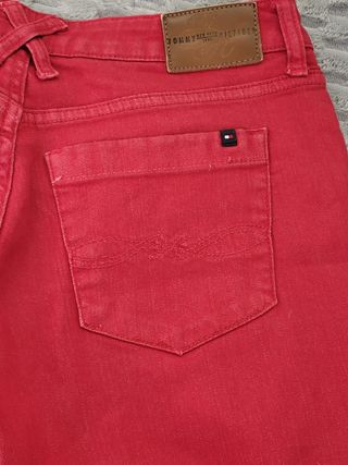 Pantalón Vaquero Tommy Hilfiger Rojo Talla M