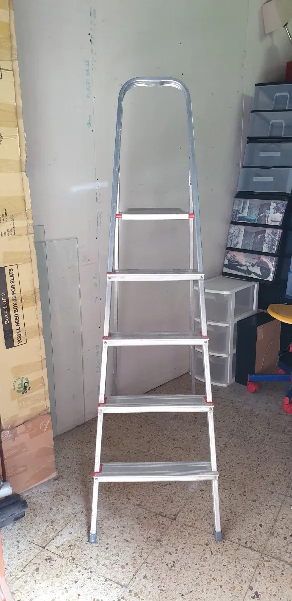 ESCALERA+TRANSPORTE INCLUIDO