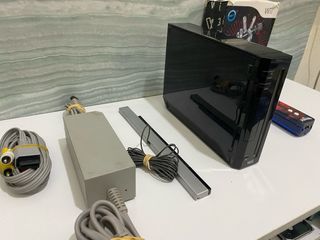 Nintendo Wii Negra + Accesorios