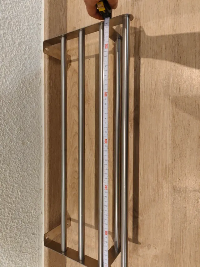 Porta asciugamani da parete in metallo