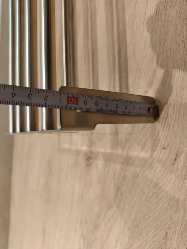 Porta asciugamani da parete in metallo