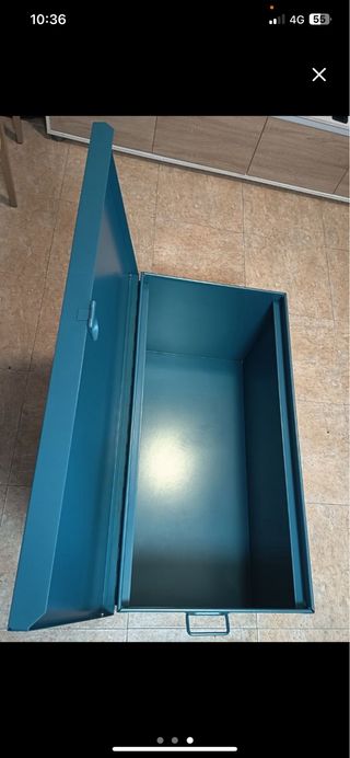 Baúl metálico para herramientas. 100x50x50cm
