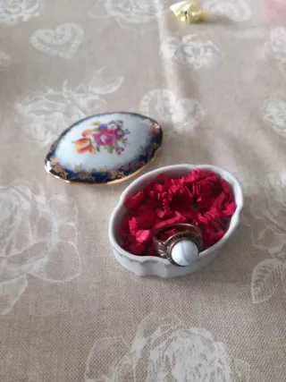 Soprammobile decorativo con anello