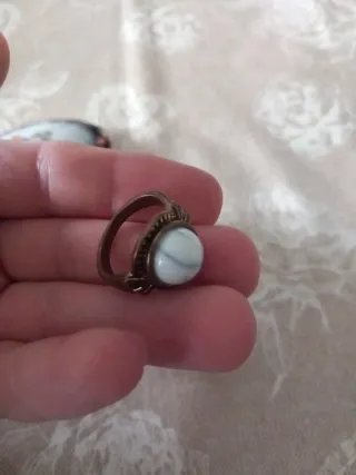 Soprammobile decorativo con anello