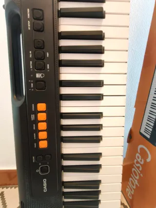Piano Casio CT-S100