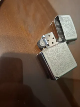 Zippo Venetian  Accendino