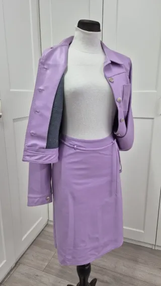 Conjunto Morgan Cazadora y Falda T-38 Morado