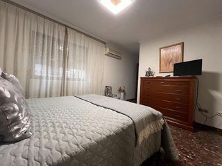 Piso en venta en El Mercado en Manises