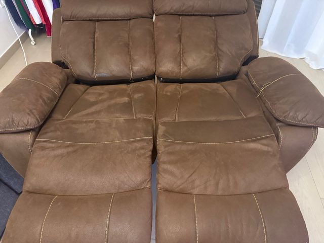 Sofá marrón 2 plazas