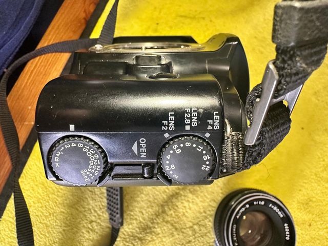 Olympus OM101 + Obiettivo Zuiko 50mm + Duplicatore