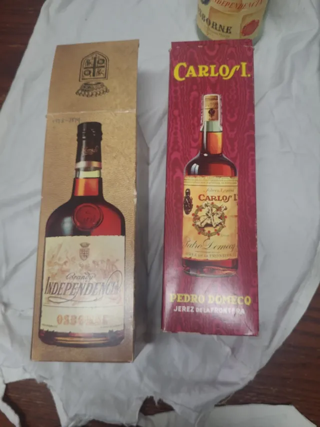 Caja vacía Carlos I Pedro Domecq,brandy Independen