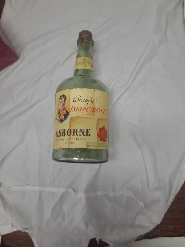 Caja vacía Carlos I Pedro Domecq,brandy Independen