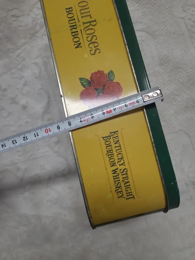 Caja vacía Carlos I Pedro Domecq,brandy Independen