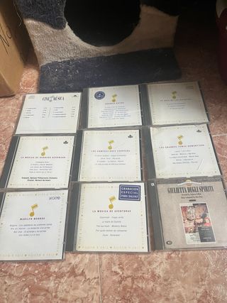 Colección de CDs de música variada y bandas sonora