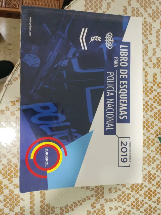 Libro esquemas oposición policía nacional