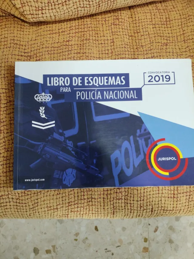 Libro esquemas oposición policía nacional