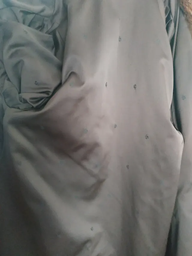 Elegante abrigo de piel vintage marrón