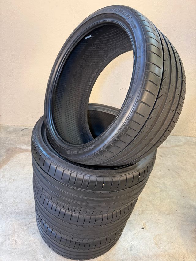 Neumáticos 275/30 R20 X-Privilo TX3