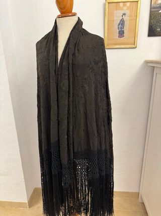 Mantón Isabelino Negro