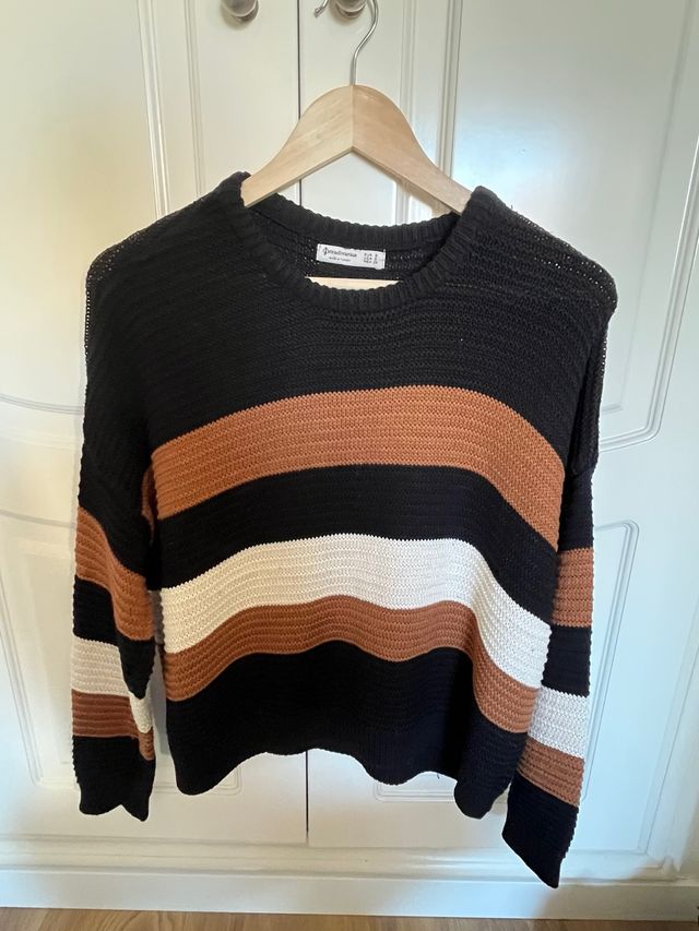Jersey Stradivarius rayas negro, marrón y blanco