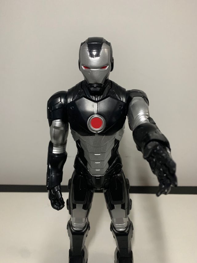 Figura Iron Man Negro 30 cm muñeco