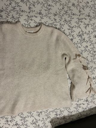 Jersey beige con lazos en manga