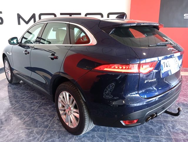 Jaguar F-Pace 501 2.0D / 180CV Turbo 4x4 / 2017