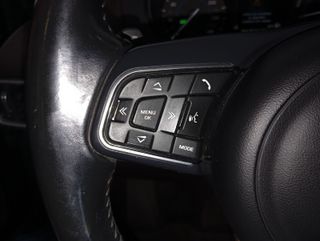 Jaguar F-Pace 501 2.0D / 180CV Turbo 4x4 / 2017