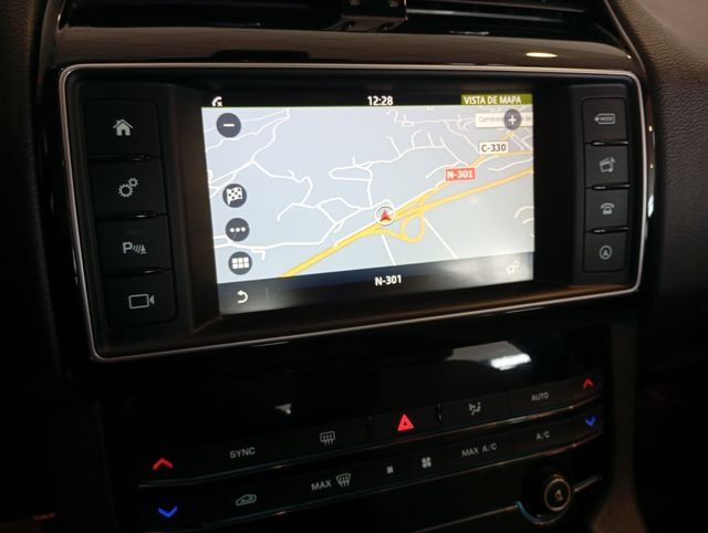 Jaguar F-Pace 501 2.0D / 180CV Turbo 4x4 / 2017