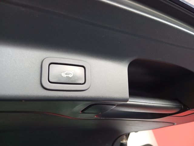 Jaguar F-Pace 501 2.0D / 180CV Turbo 4x4 / 2017