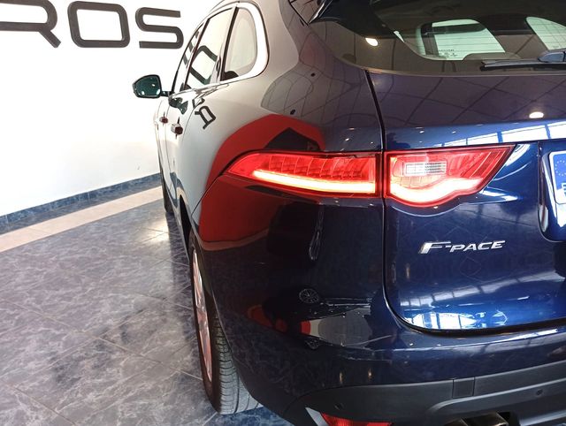 Jaguar F-Pace 501 2.0D / 180CV Turbo 4x4 / 2017