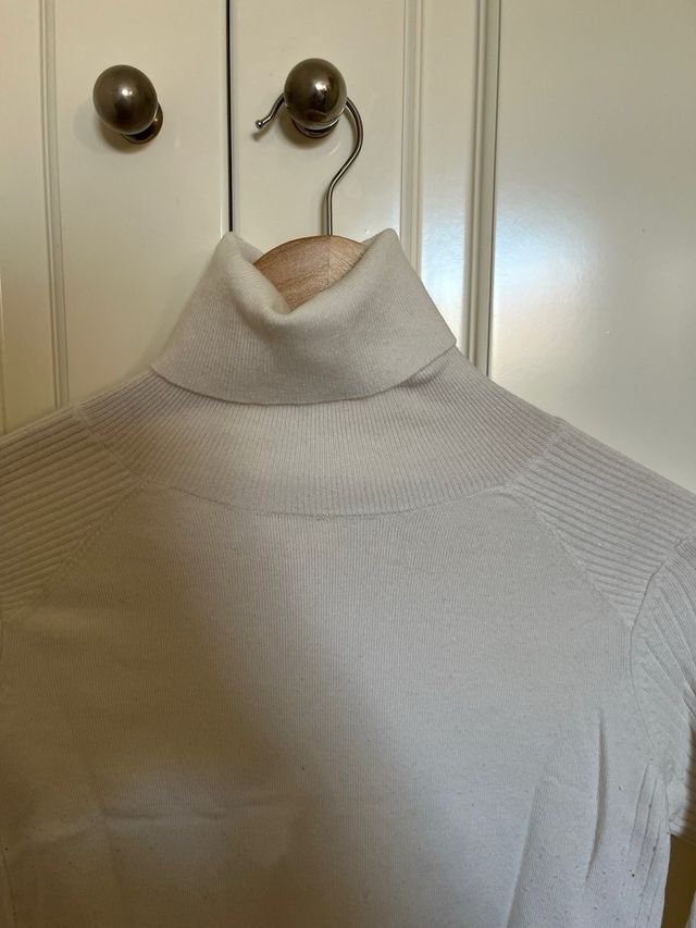 Jersey Mango cuello alto blanco