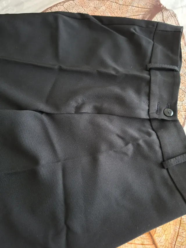 Pantalón de vestir negro nuevo