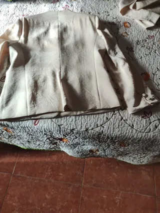 Traje beige manga larga