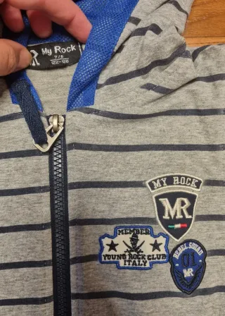 Gilet con cappuccio 7/8 anni