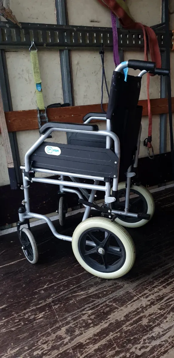 SILLA RUEDAS CON TRANSPORTE INCLUIDO
