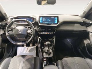 Peugeot 2008   Puretech 130 S&S BVM6 GT