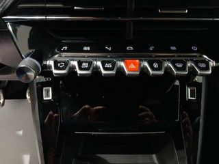 Peugeot 2008   Puretech 130 S&S BVM6 GT
