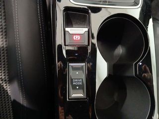 Peugeot 2008   Puretech 130 S&S BVM6 GT