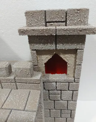 Castillo artesanal para belenes,figuras hasta 13cm
