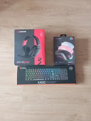 Set da gaming: tastiera, mouse e cuffie