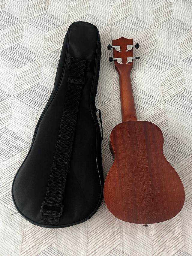 Ukelele Soprano Rayzm + Bolsa