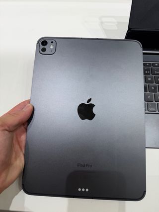 iPad Pro 11 M4 CELLULAR 1TB Vidrio Nanotexturizado