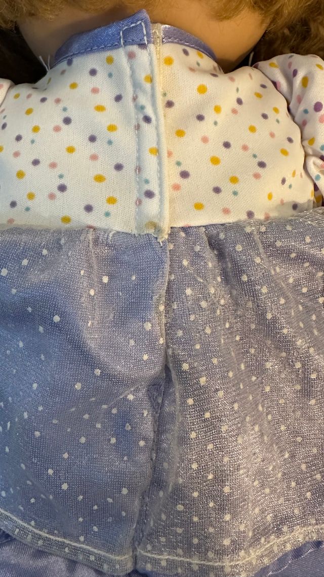 Adorabile bambola Cabbage Patch Kids con capelli rossi e occhi verdi