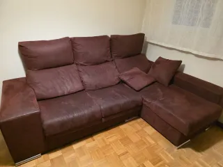 Sofá chaise longue morado