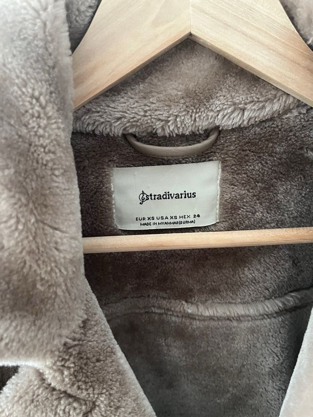 Chaqueta Stradivarius Beige Talla XS